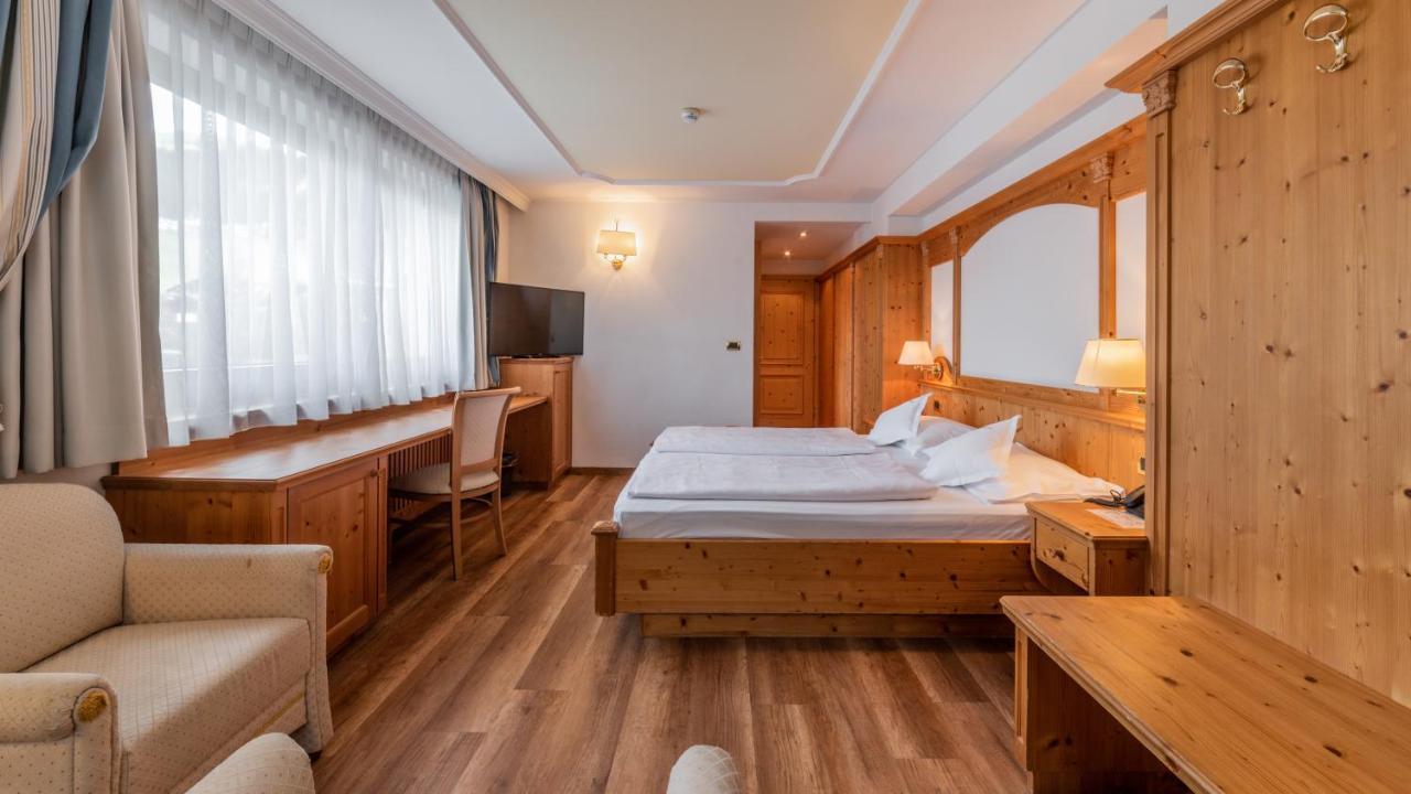 Hotel Armin Selva di Val Gardena Exterior foto